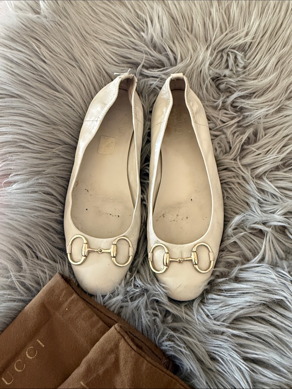 Gucci Cream Ballet Flats with Gold Horsebit